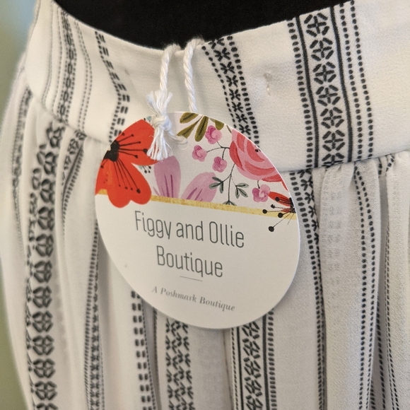 Striped Maxi Dress - Picture 10 of 11